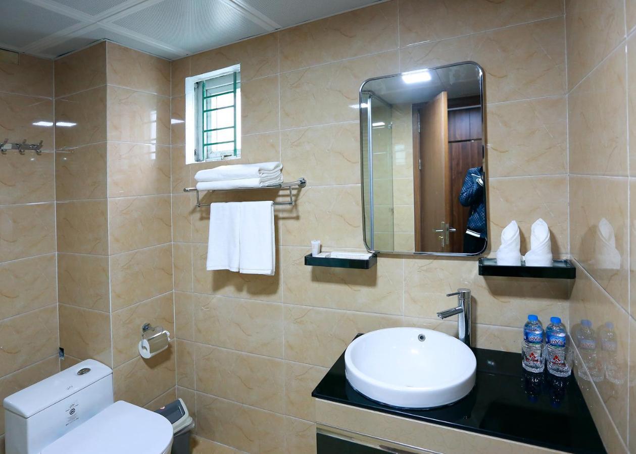 Olala Hotel Cam Pha Екстериор снимка